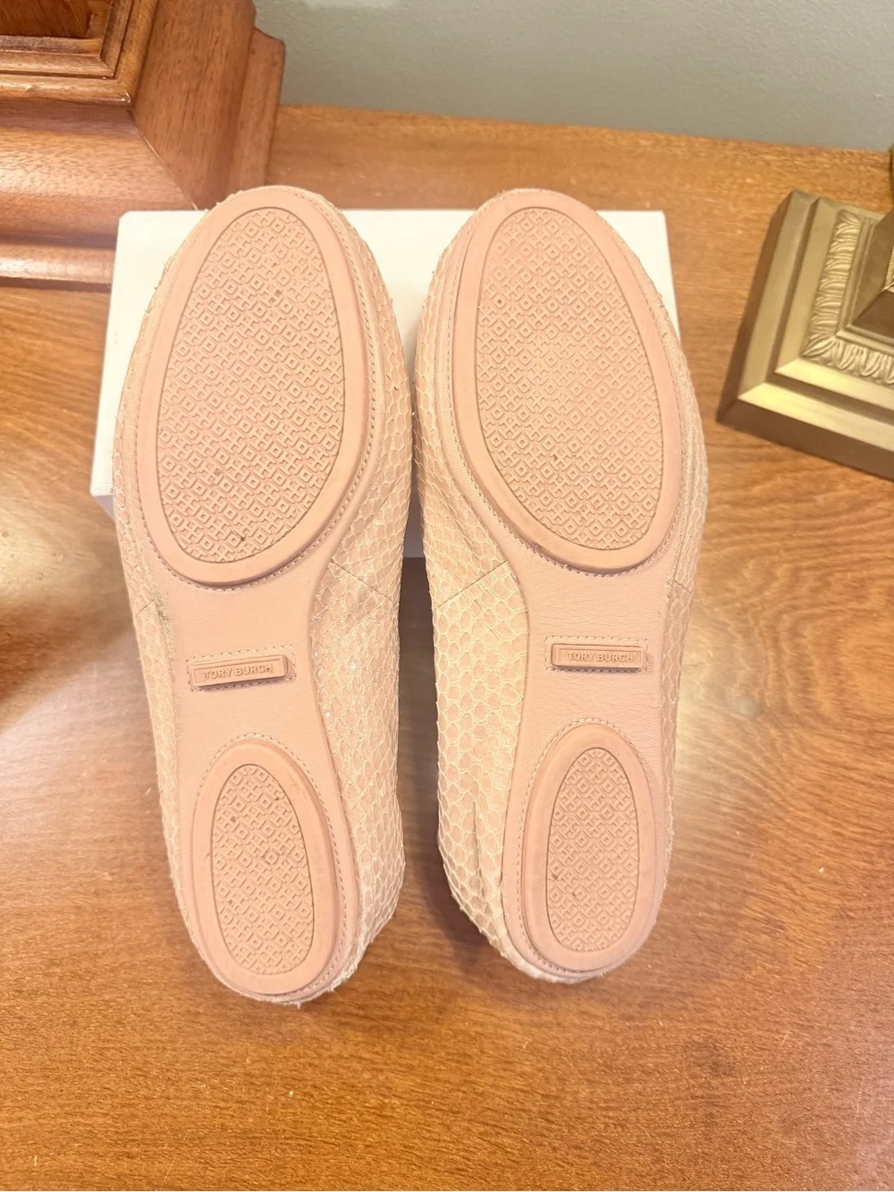 Tory Burch tory burch